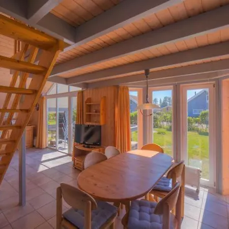 Holiday home Wildgans 11 *